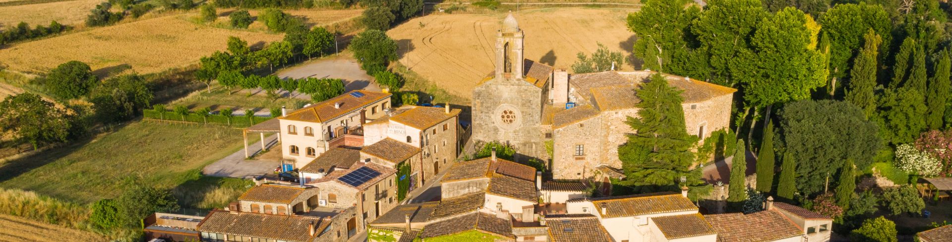 An aerial view of the Gala Dalí Castle in Púbol.